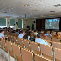 Veľtrh vysokých škôl na gymnáziu v Námestove